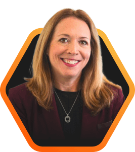 Professional portrait of Everpure CMO, Lynn Lucas, against a colorful background